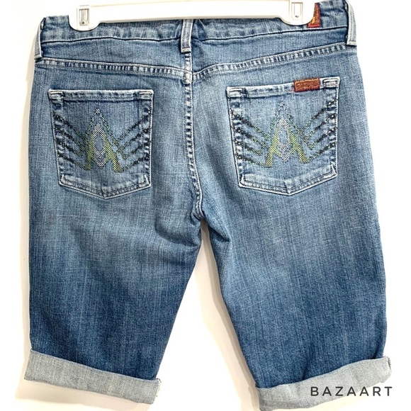 7 For All Mankind Light Wash cropped Bermuda jeans - Picture 2 of 7